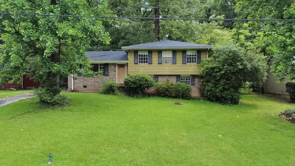 $260,000 | 1115 De Leon Court, Clarkston, GA 30021