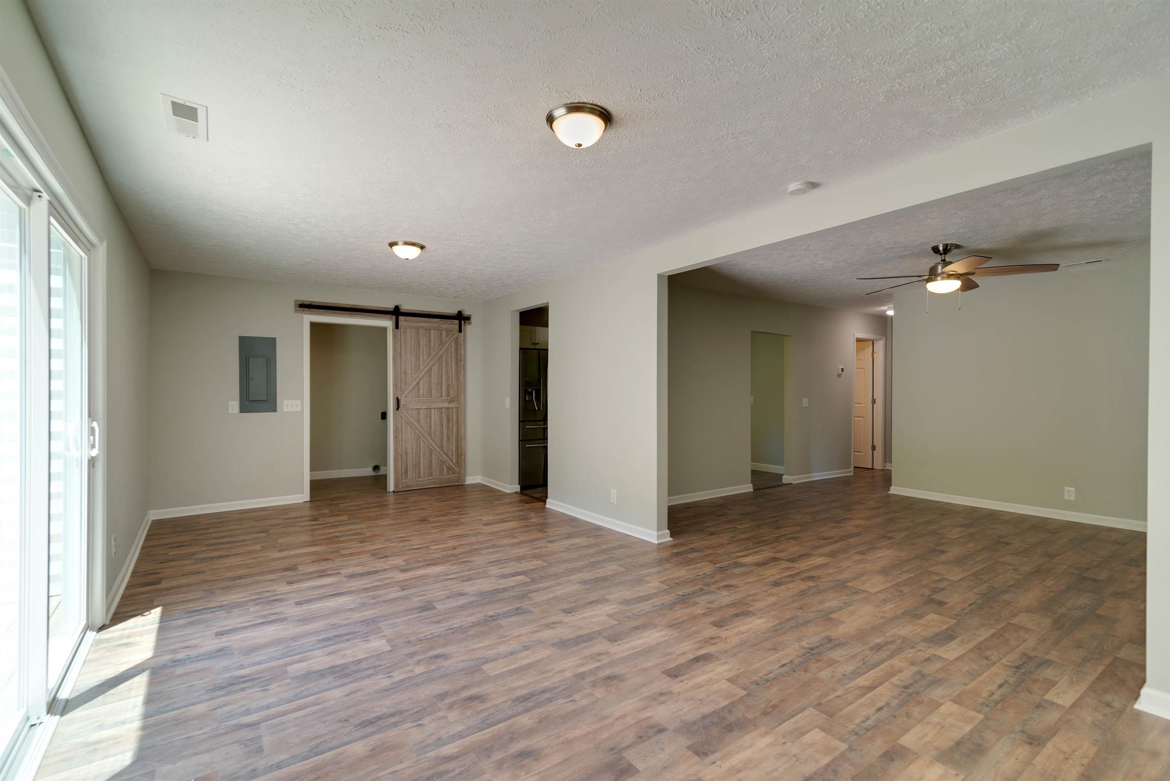 456 Boiling Springs Road Portland, TN 37148 - Photo 11 of 28 an empty room with closet and a bathroom