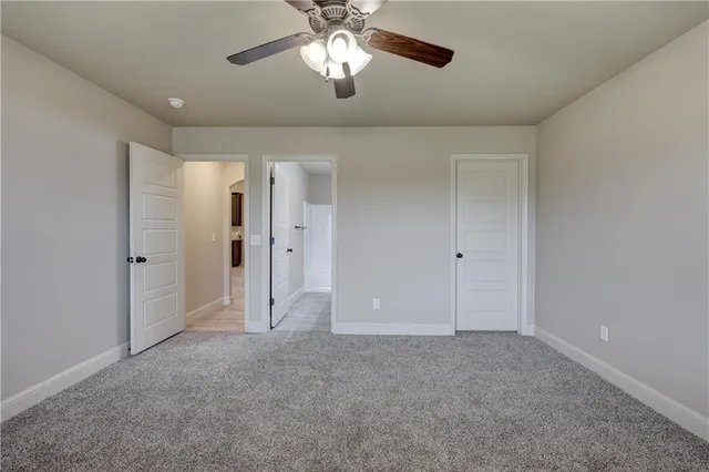 $397,900 | 501 Anita Drive, Carl Junction, MO 64834