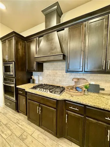 $397,900 | 501 Anita Drive, Carl Junction, MO 64834