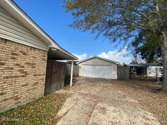 $1,600 | 161 Mary Ellen Drive, D'Iberville, MS 39540