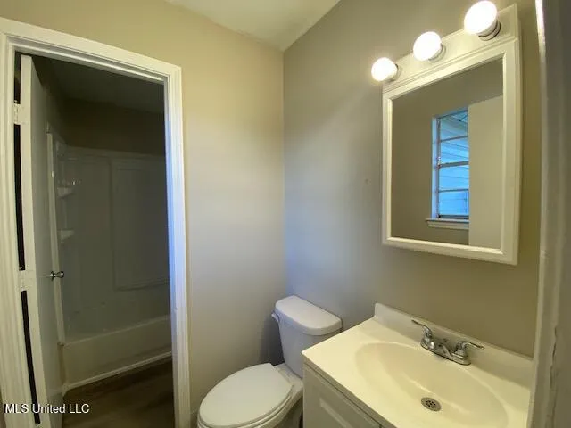 $1,600 | 161 Mary Ellen Drive, D'Iberville, MS 39540