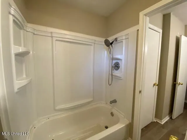 $1,600 | 161 Mary Ellen Drive, D'Iberville, MS 39540