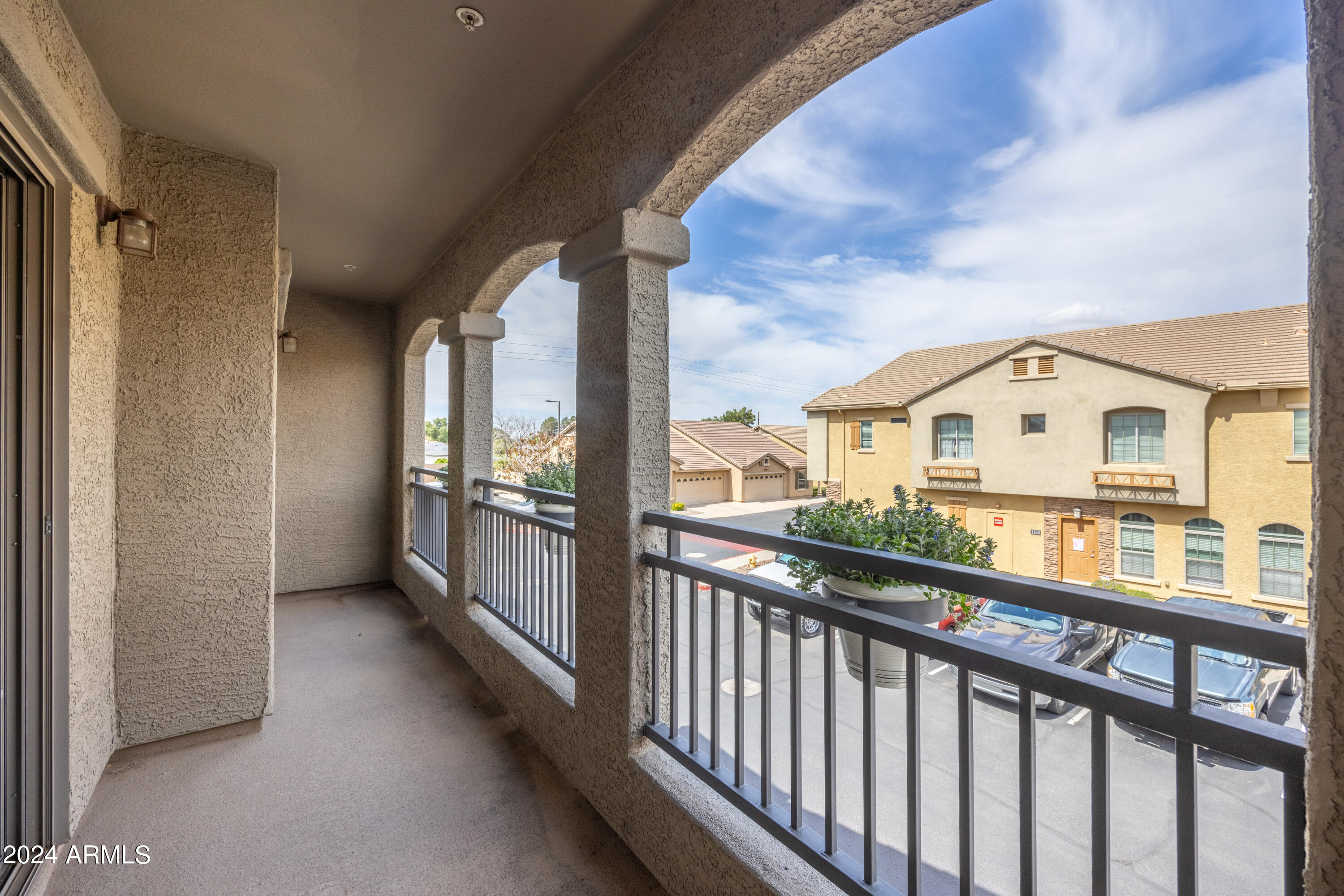 1350 South Greenfield Road, Unit 2155 Mesa, AZ 85206 - Photo 29 of 32 2T6A9427-HDR