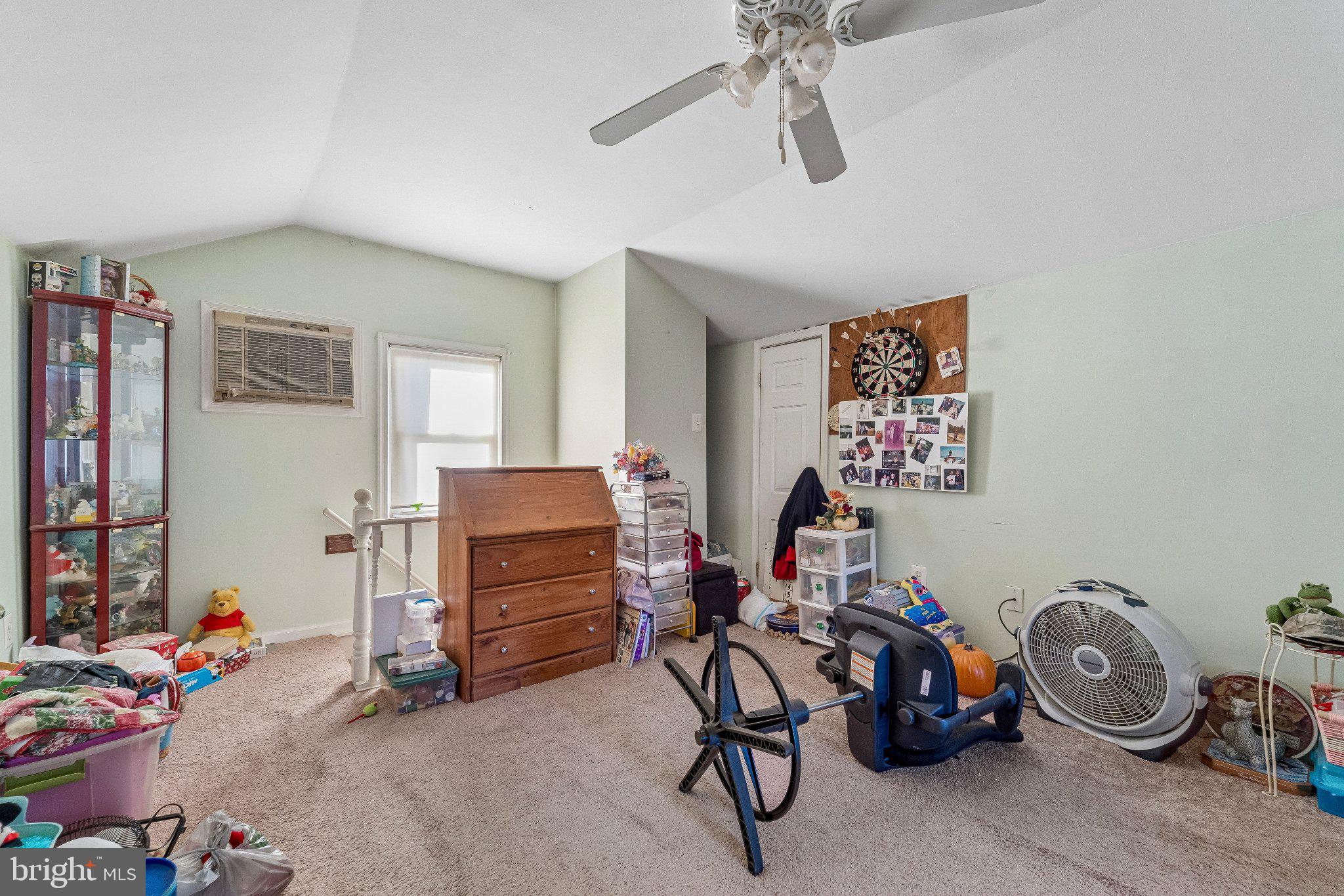 309 Dutton Mill Road Brookhaven, PA 19015 - Photo 13 of 24 Spacious room with cozy potential.