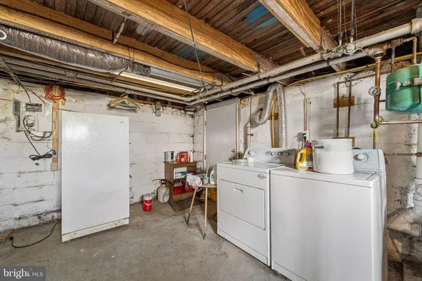 $299,000 | 309 Dutton Mill Road, Brookhaven, PA 19015