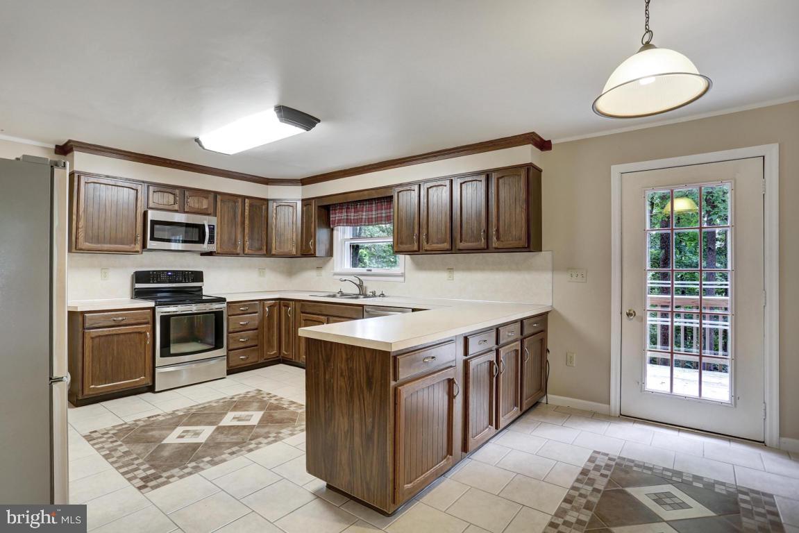 1565 Furnace Hill Road Denver, PA 17517 - Photo 9 of 25 Gallery Image 9