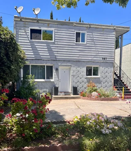 $1,300,000 | 987 East William Street, San Jose, CA 95116