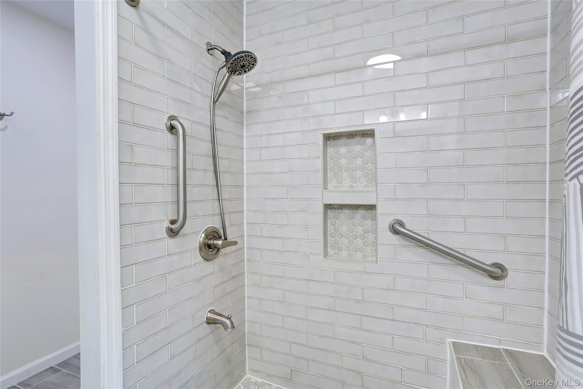 561 New Hempstead Road Spring Valley, NY 10977 - Photo 13 of 27