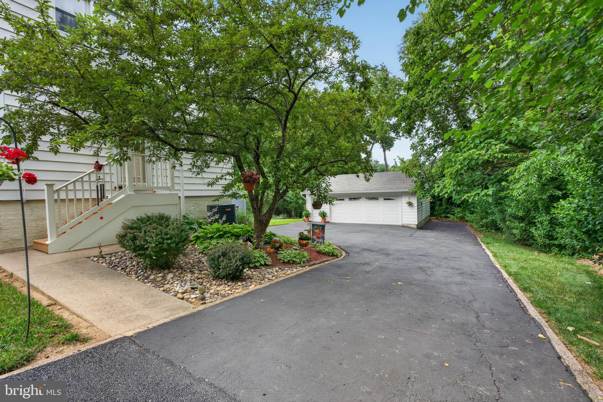 4914 Ridge Road Baltimore, MD 21237 - Photo 40 of 47