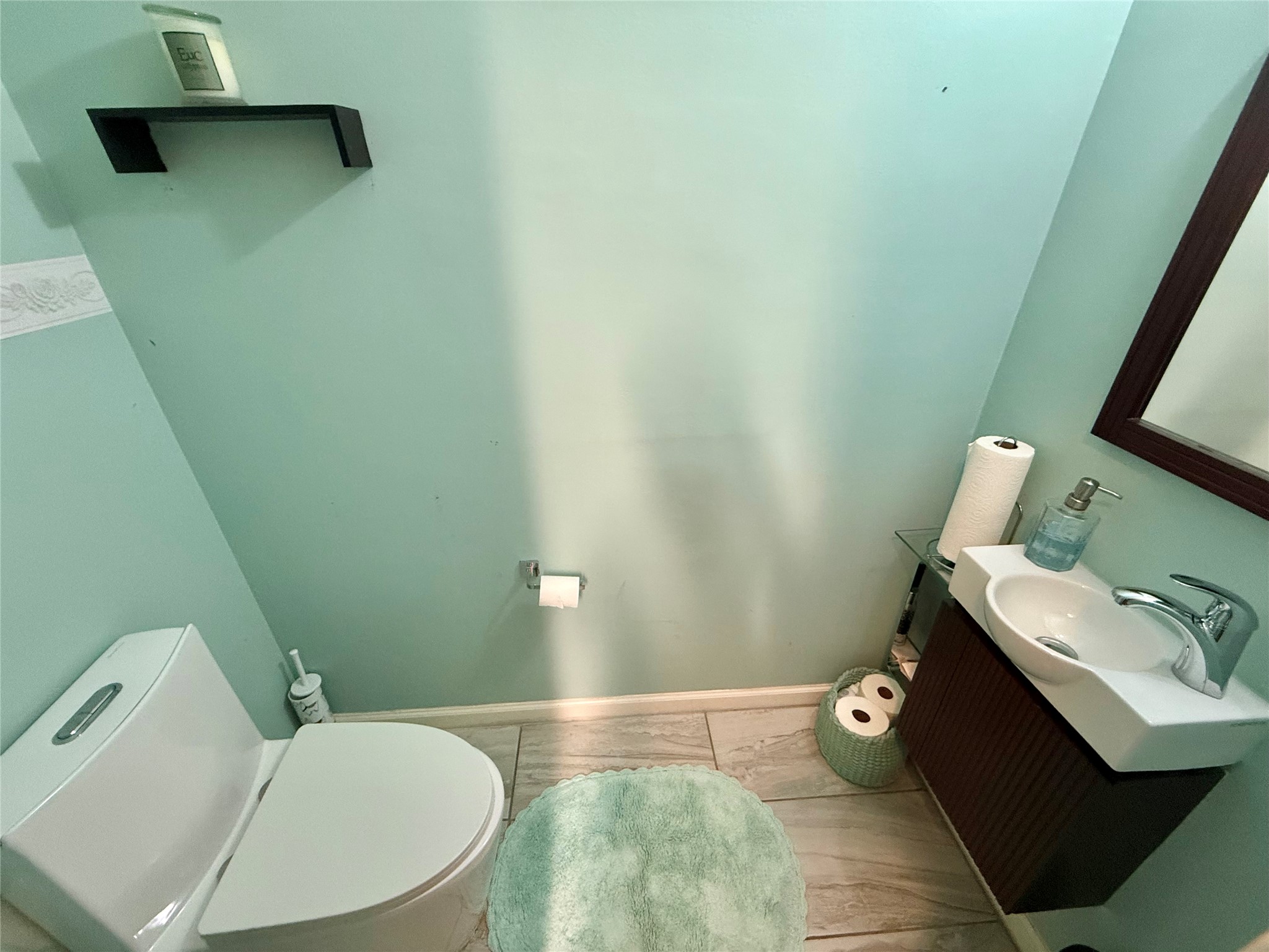 6000 Reims Road, Unit 3010 Houston, TX 77036 - Photo 8 of 28 Powder Room