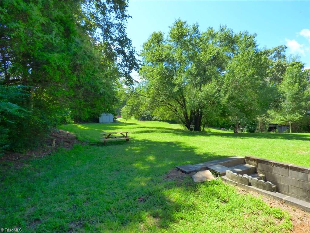 1616 Williams Road Lewisville, NC 27023 - Photo 4 of 25 Gallery Image 4