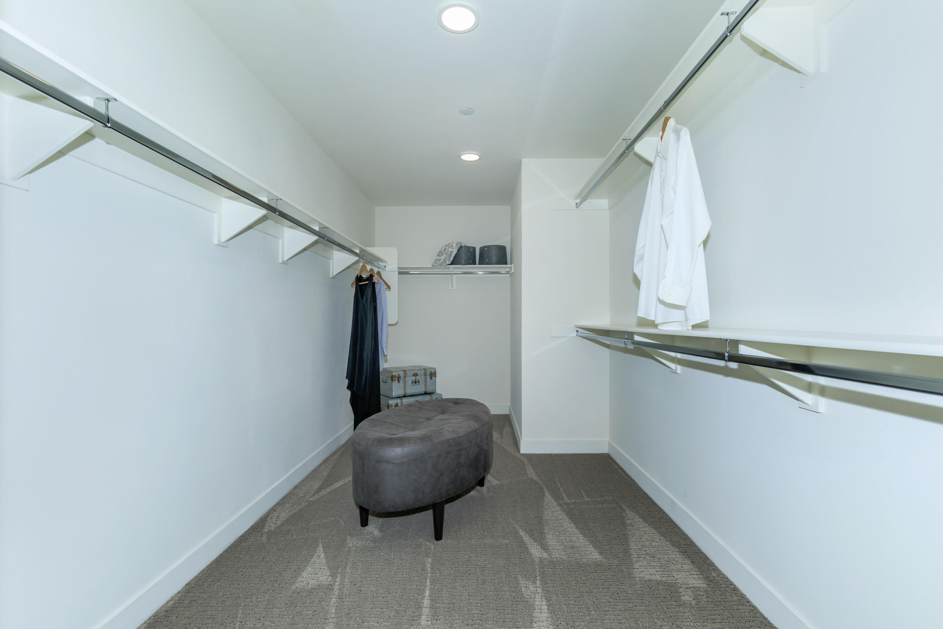 2850 Wagon Wheel Road, Unit 202 Oxnard, CA 93036 - Photo 10 of 18 Plan2 Master Closet