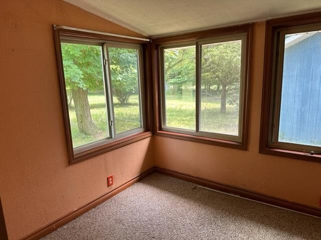 3561 South Coldwater Road Mount Pleasant, MI 48858 - Photo 8 of 16 1912920-7.JPG