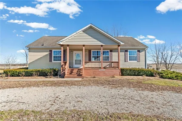 $295,000 | 8800 Southwest Jersey Lane, Polo, MO 64671