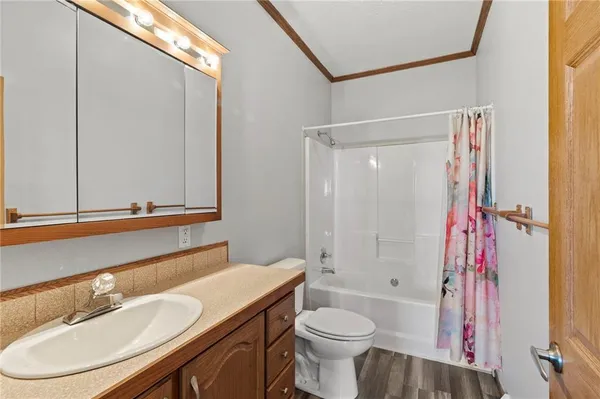 $295,000 | 8800 Southwest Jersey Lane, Polo, MO 64671