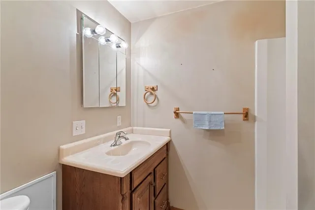 $310,000 | 8800 Southwest Jersey Lane, Polo, MO 64671