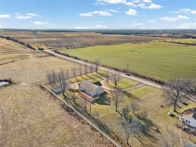 $310,000 | 8800 Southwest Jersey Lane, Polo, MO 64671