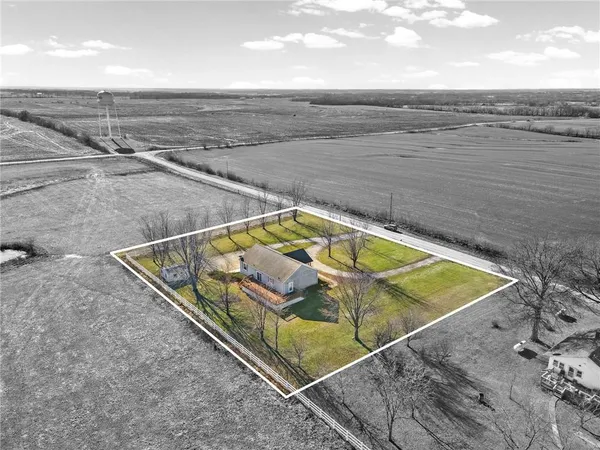 $295,000 | 8800 Southwest Jersey Lane, Polo, MO 64671