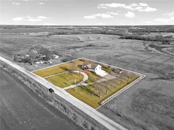 $295,000 | 8800 Southwest Jersey Lane, Polo, MO 64671