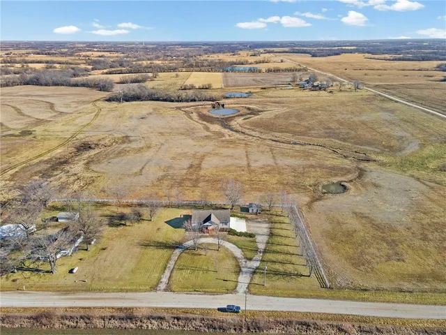 $310,000 | 8800 Southwest Jersey Lane, Polo, MO 64671