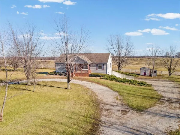 $295,000 | 8800 Southwest Jersey Lane, Polo, MO 64671