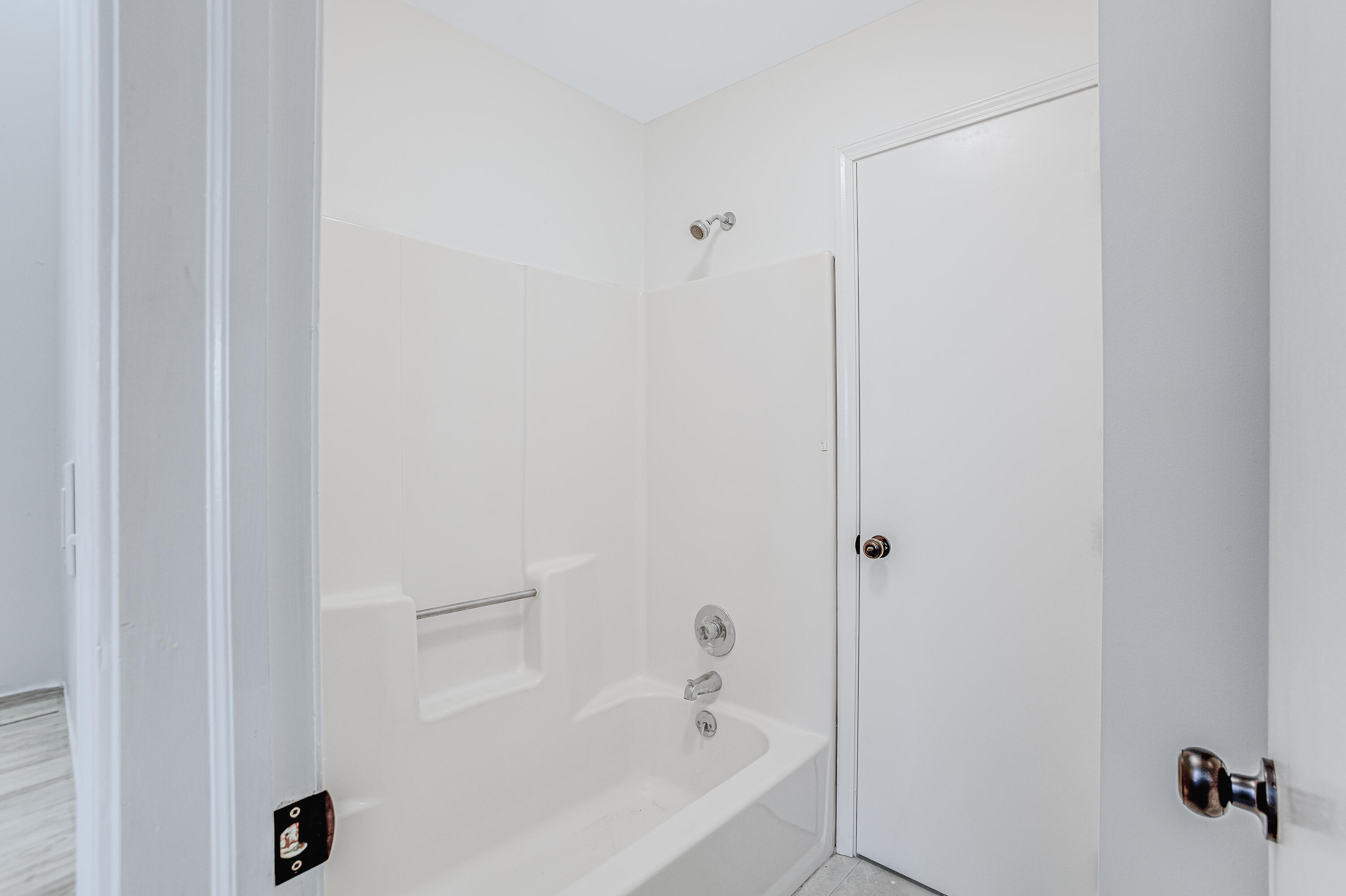 154 Rahway Road, Unit L Goose Creek, SC 29445 - Photo 14 of 16 154RahwayMLS.MoodyBrandingBoutique-11