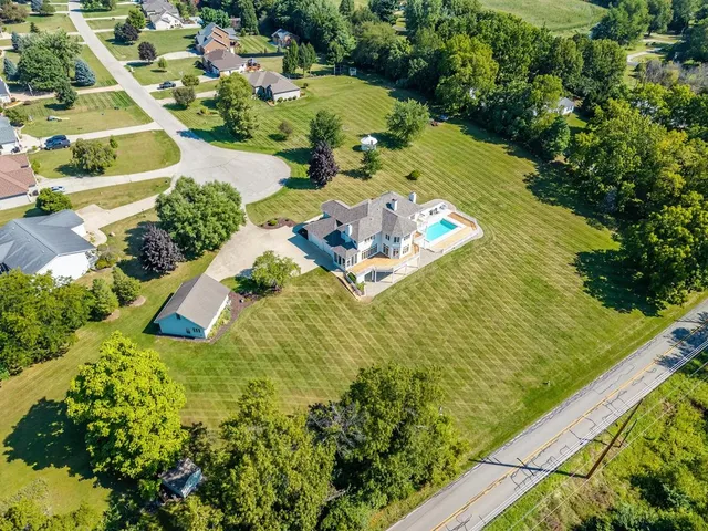 $785,000 | 1000 North 330 West, Angola, IN 46703