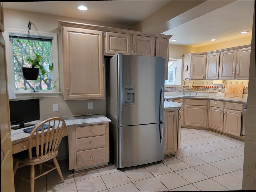 1536 Cochran Road Pittsburgh, PA 15243 - Photo 10 of 50 Gallery Image 10