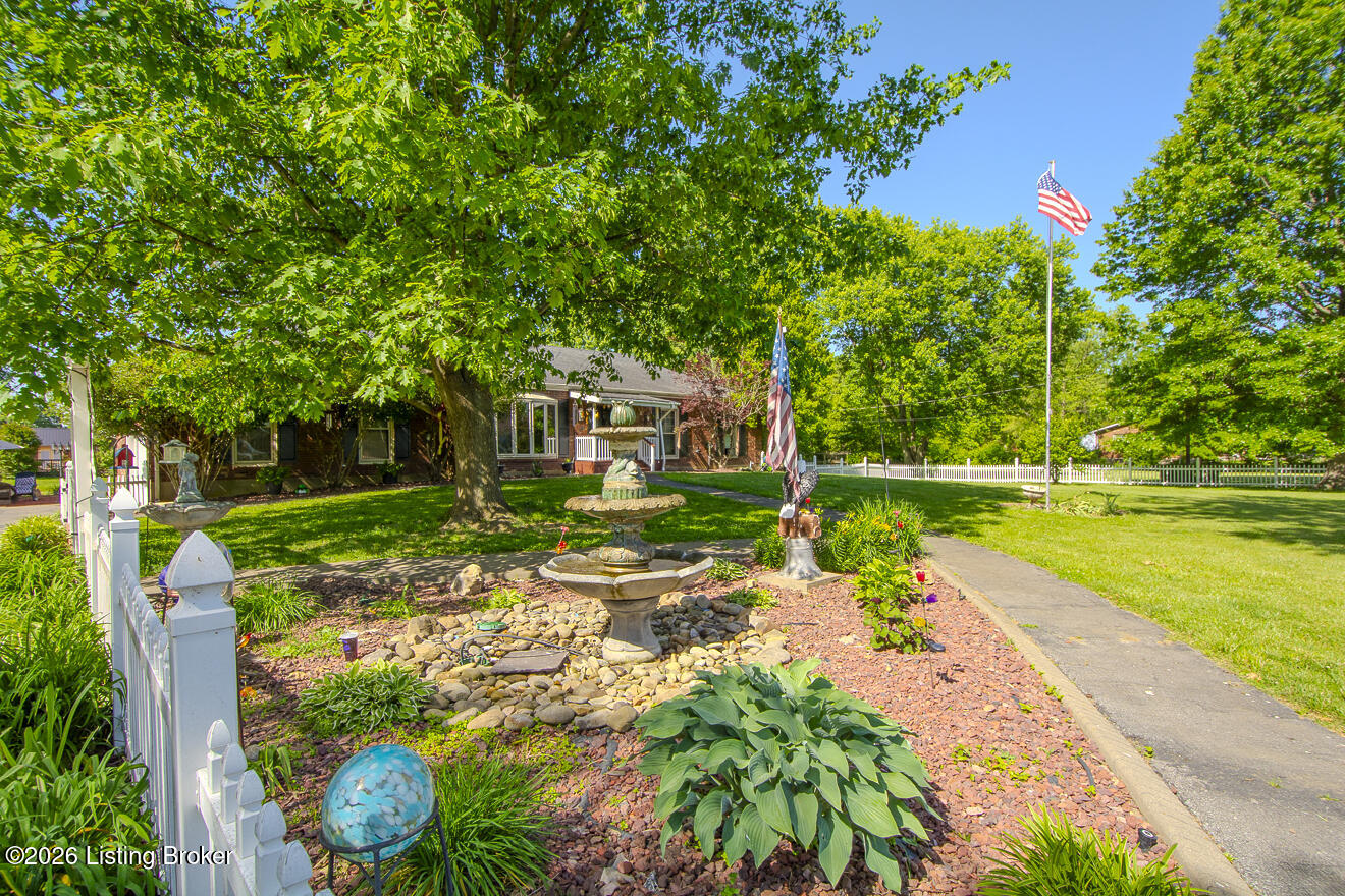 233 North Myers Road Brooks, KY 40109 - Photo 6 of 86 NMeyers-19