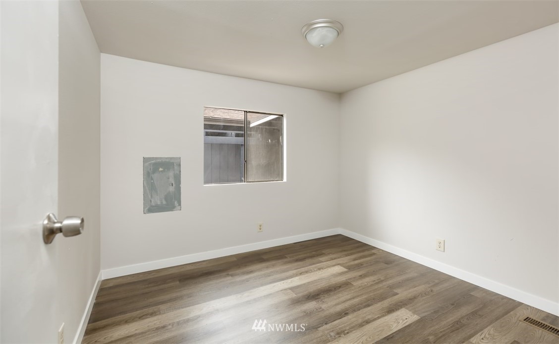 9600 South 198th Place Renton, WA 98055 - Photo 15 of 17 Gallery Image 15
