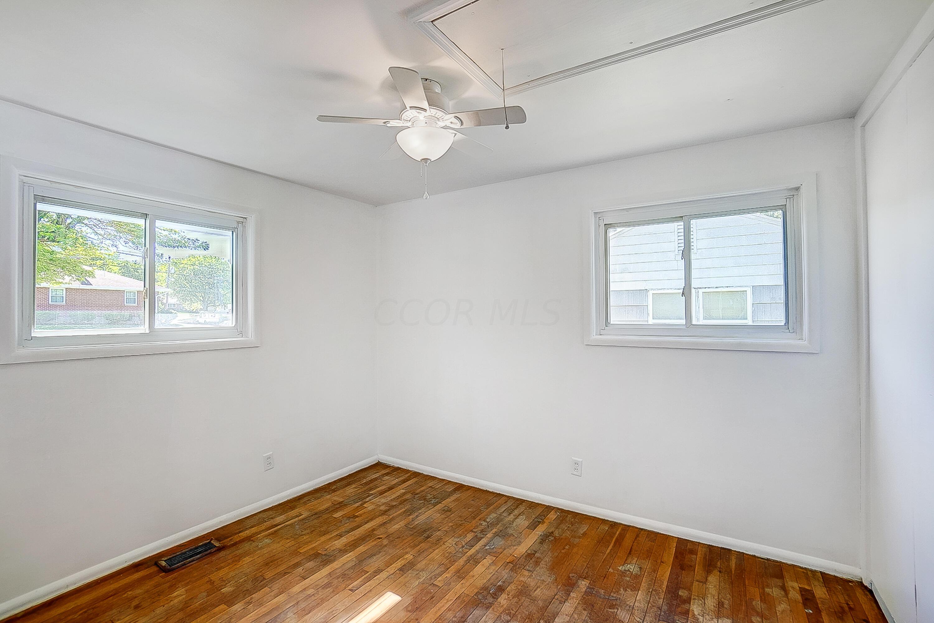 1589 Spaulding Road Dayton, OH 45432 - Photo 13 of 28 Bedroom 1