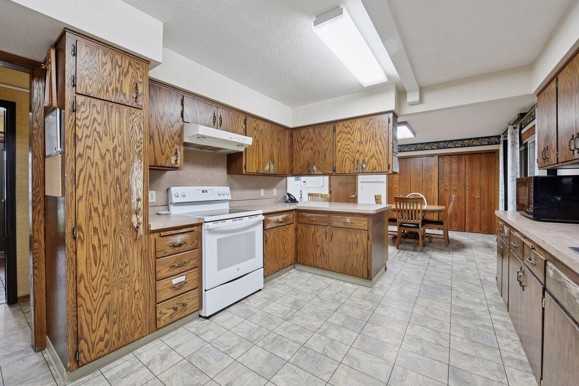 708 Chestnut Street Arlington, MN 55307 - Photo 8 of 48