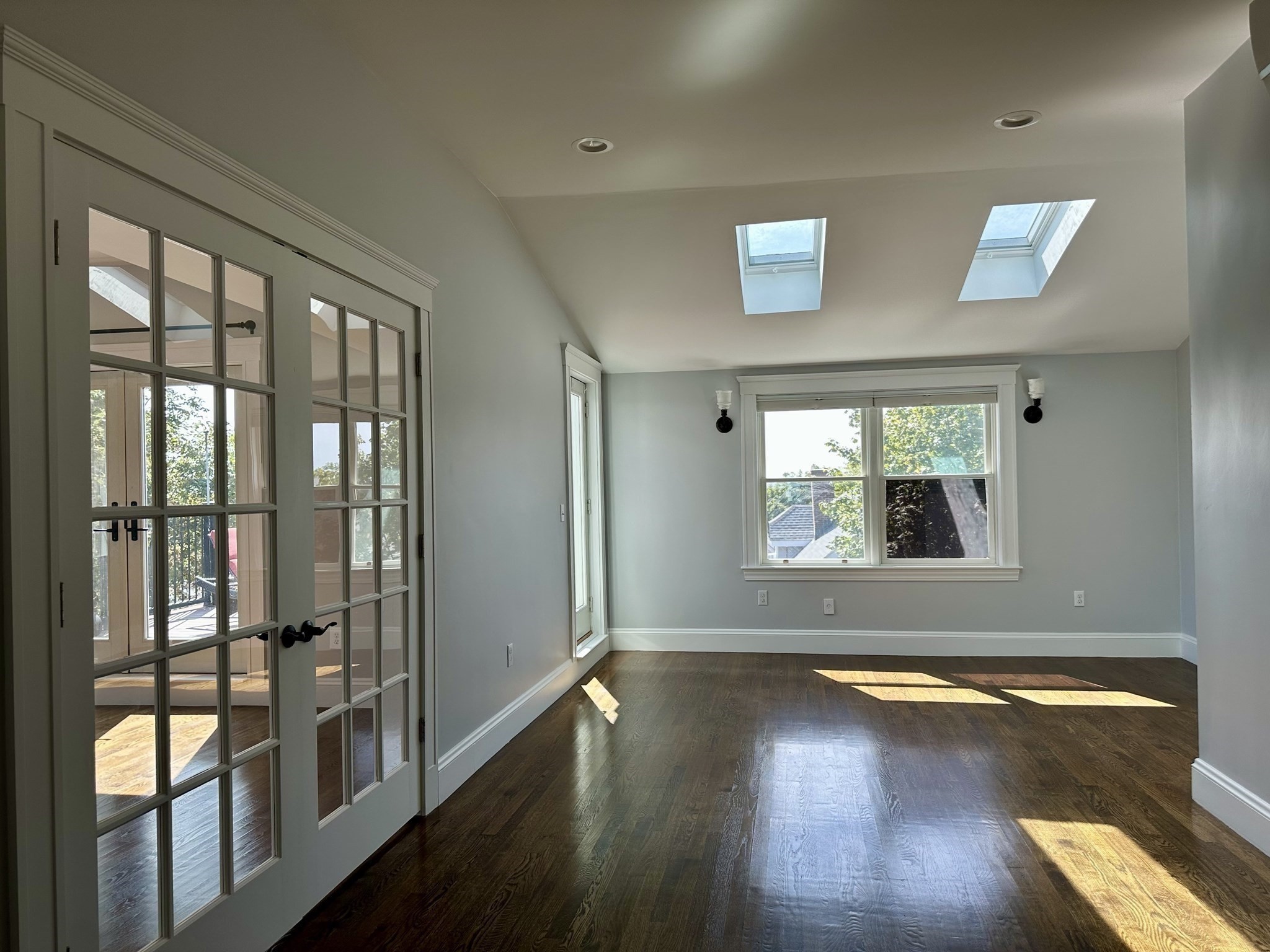 44 Greaton Road, Unit 2 Boston, MA 02132 - Photo 21 of 29 Gallery Image 21