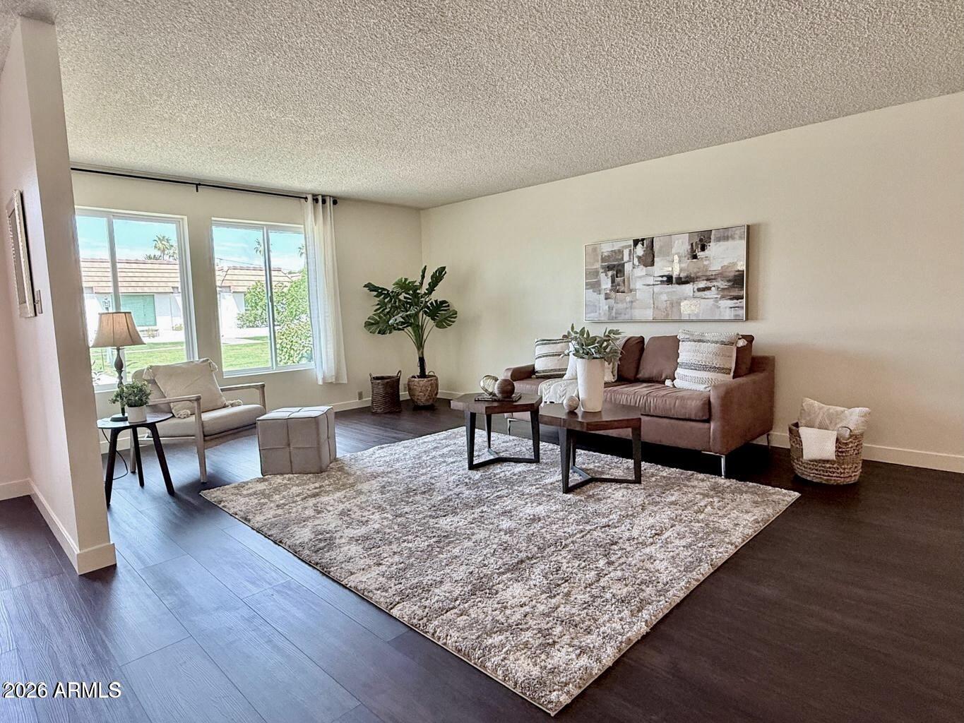 5634 North 12th Street Phoenix, AZ 85014 - Photo 3 of 29 5634 N 12th St