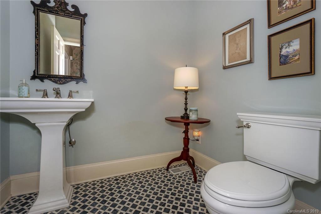 3842 Abingdon Road Charlotte, NC 28211 - Photo 17 of 30 Gallery Image 17