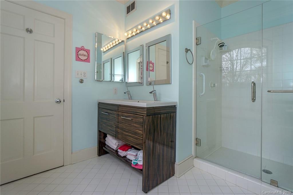 3842 Abingdon Road Charlotte, NC 28211 - Photo 25 of 30 Gallery Image 25