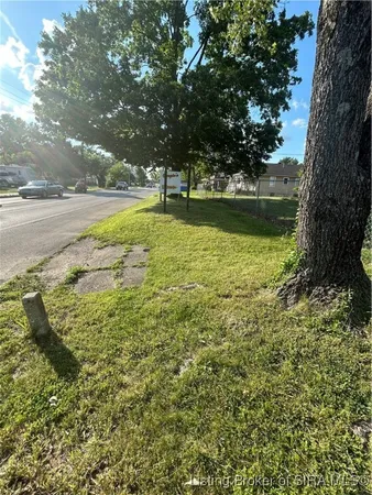$25,000 | 2104 Allison Lane, Jeffersonville, IN 47130