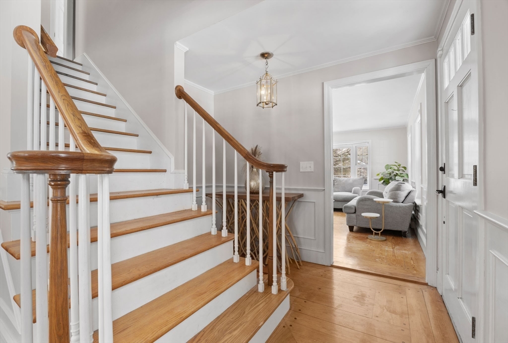 935 King Street Raynham, MA 02767 - Photo 12 of 41