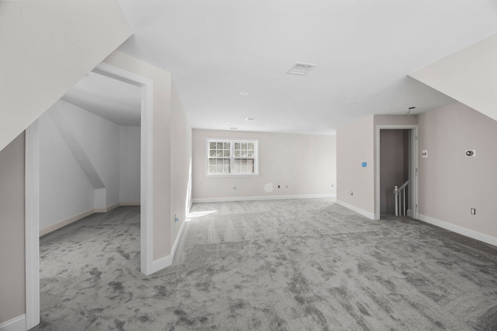 935 King Street Raynham, MA 02767 - Photo 27 of 41