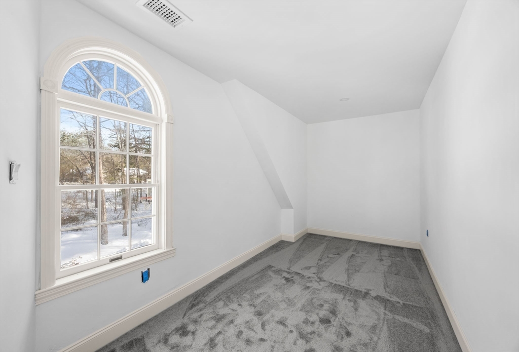 935 King Street Raynham, MA 02767 - Photo 29 of 41