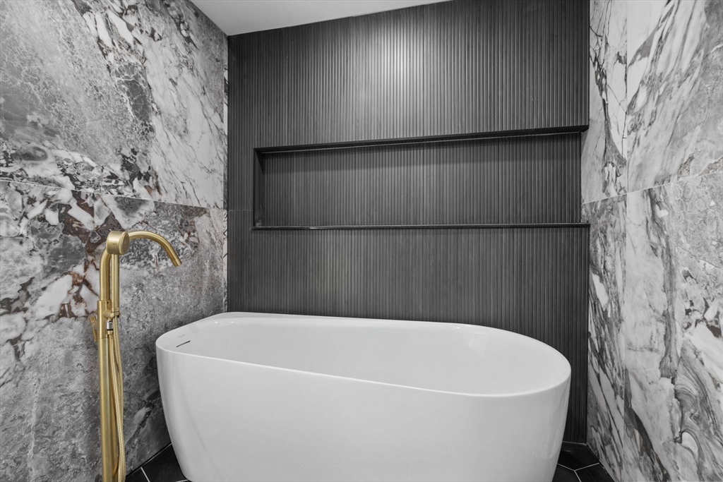 935 King Street Raynham, MA 02767 - Photo 35 of 41