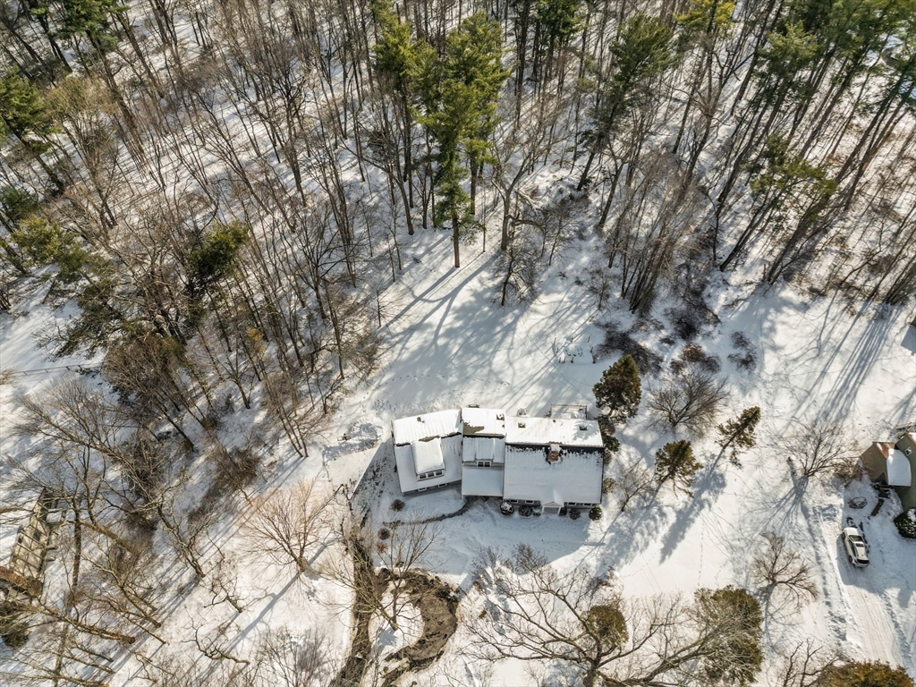 935 King Street Raynham, MA 02767 - Photo 5 of 41