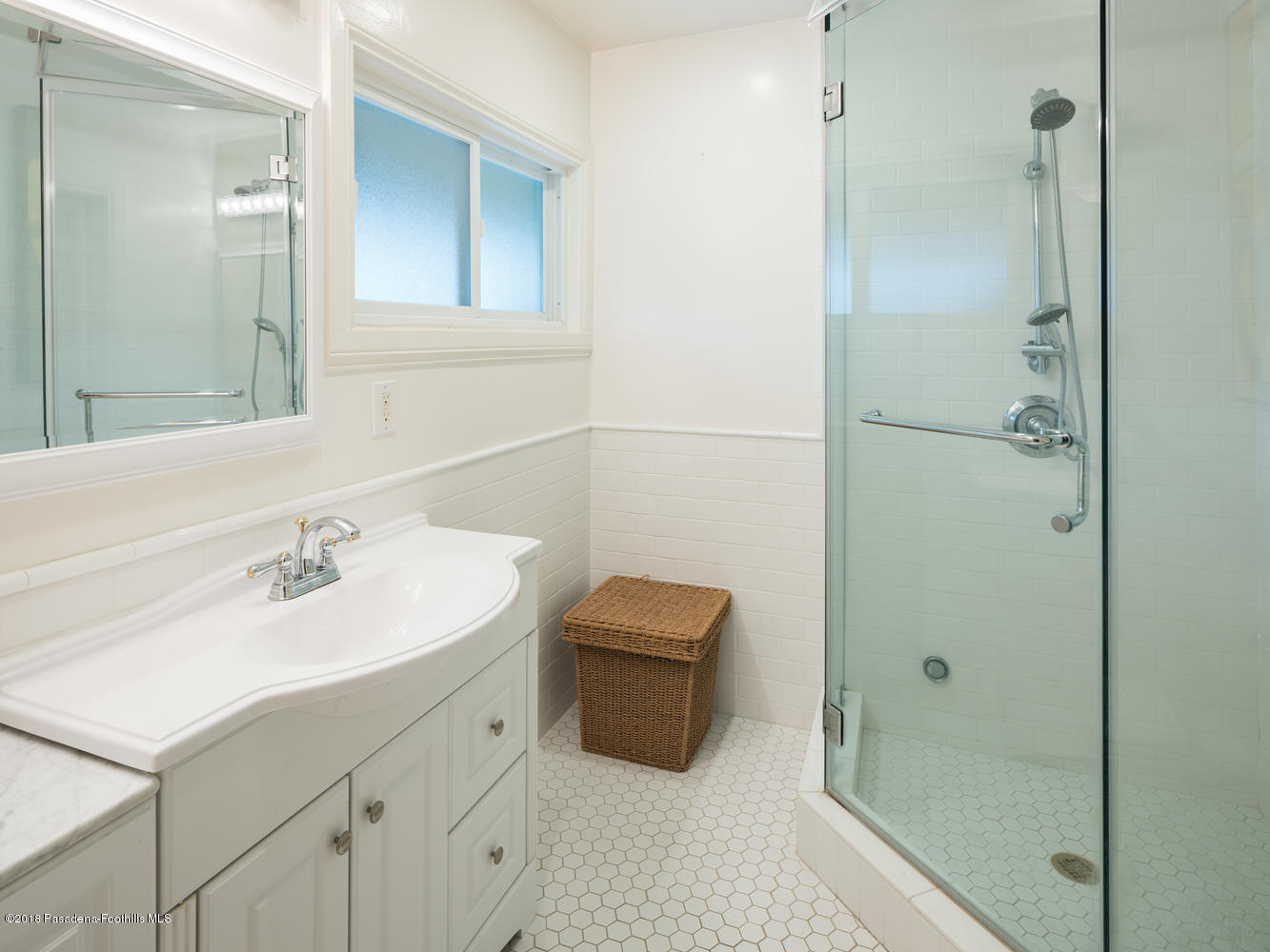 3210 Lombardy Road Pasadena, CA 91107 - Photo 22 of 39 3210 Lombardy Rd Pasadena CA-large-019-1