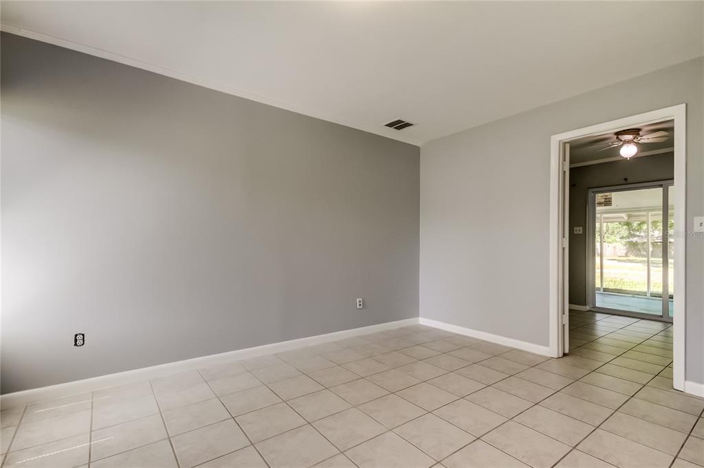 4412 Carlyle Road Tampa, FL 33615 - Photo 18 of 49 Bedroom 2