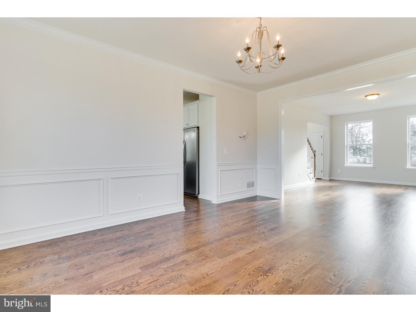 7 Brandon Road West Pennington, NJ 08534 - Photo 4 of 24