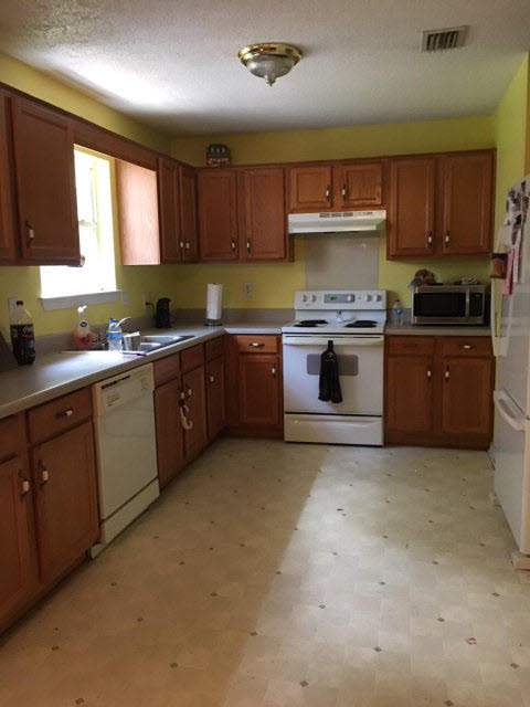 526 Meadow Lane Foley, AL 36535 - Photo 5 of 10 Kitchen