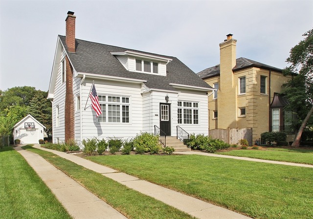 132 Elmore Street Park Ridge, IL 60068 - Photo 1 of 25