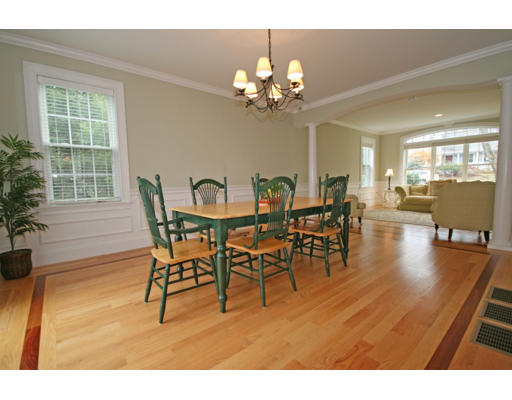 81 Cedar Street Lexington, MA 02421 - Photo 7 of 30
