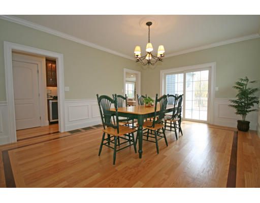 81 Cedar Street Lexington, MA 02421 - Photo 8 of 30